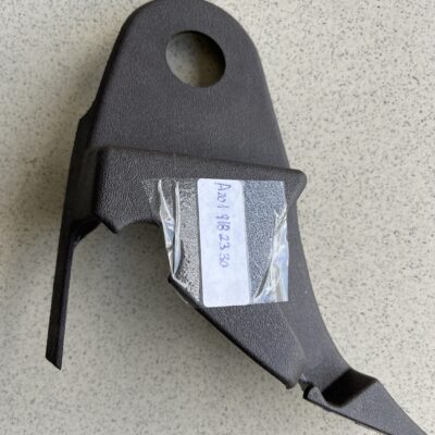 Resguardo lateral de banco Mercedes A2019182330