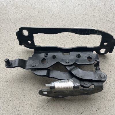 Dobradiça de capot Mercedes A2048800828