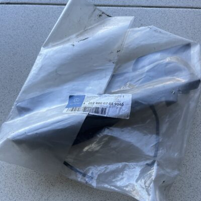 Grelha Mercedes A2028800705    9040