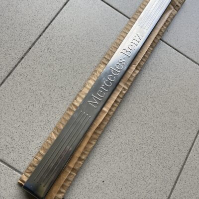 Friso metalizado Mercedes A2126860936   7M39