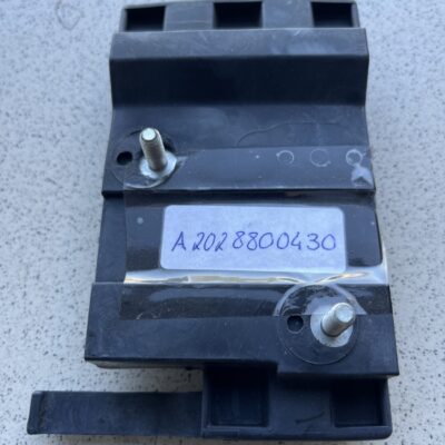 Suporte do pára-choque Mercedes A2028800430