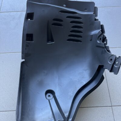 Resguardo cava de roda Mercedes A2116980230