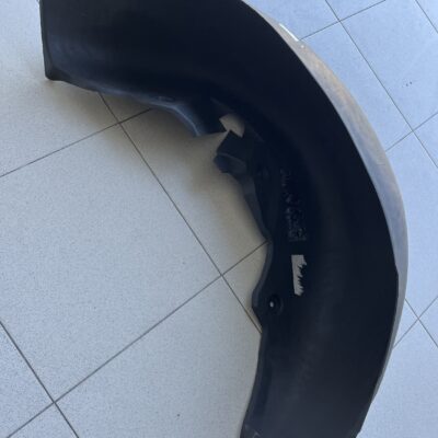 Resguardo cava da roda Mercedes A1296983030