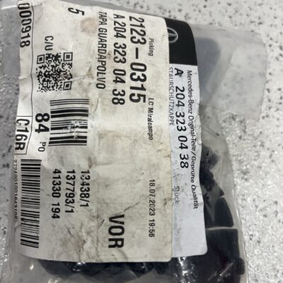 Capa Mercedes A2043230438