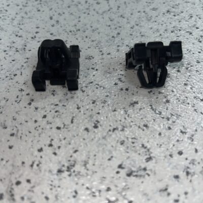 Fixador Mercedes A0009970333