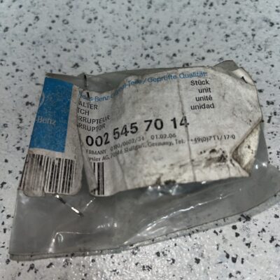 Interruptor Mercedes A0025457014