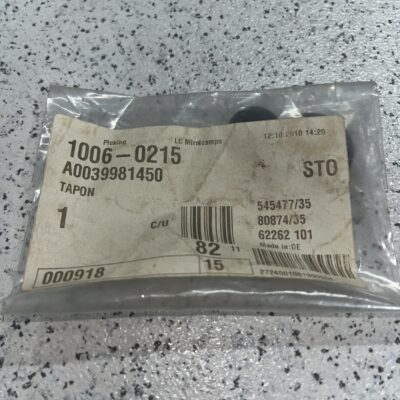 Bujão Mercedes A0039981450