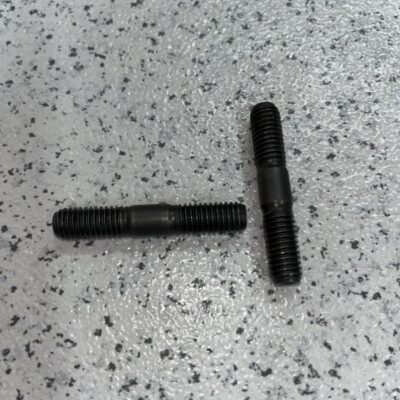 Parafuso prisioneiro Mercedes A6039900405