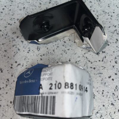 Suporte Mercedes A2108810914