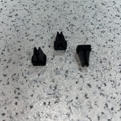 Fixador Mercedes A6399980185