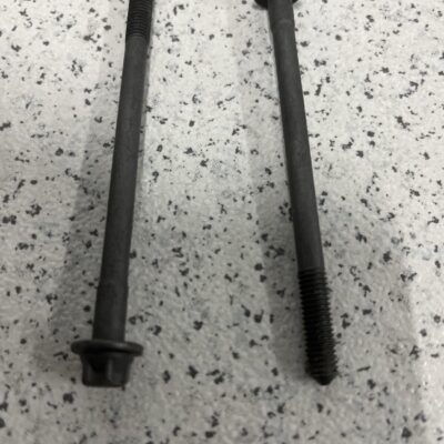 Parafuso Mercedes A6110160071