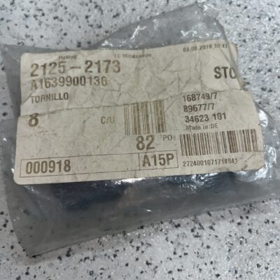 Parafusos A1639900136