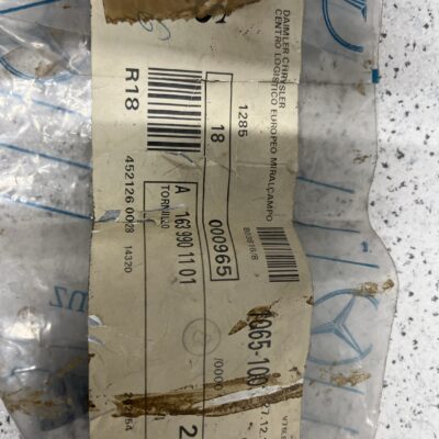 Parafuso Mercedes A1639901101