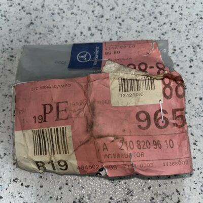 Interruptor Mercedes A2108209610