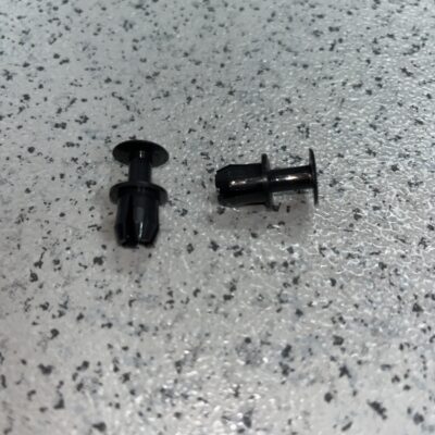 Rebite de expansão Mercedes A1239900092