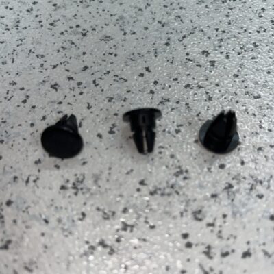 Rebite de expansão Mercedes A0009908792