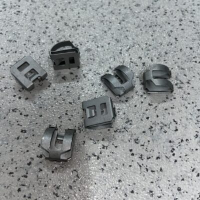 Grampo de mola Mercedes A1249889078