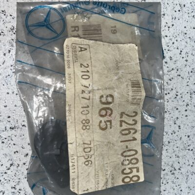 Revestimento Mercedes A2107271088