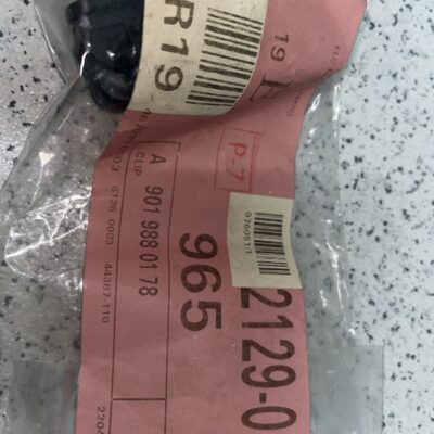 Grampo Mercedes A9019880178