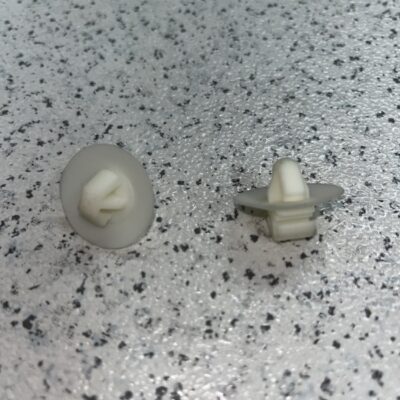 Grampo Mercedes A0019918370