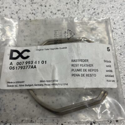 Mola de retenção Mercedes A0079934101