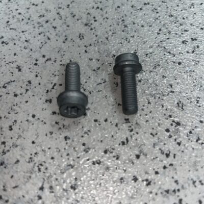 Parafuso Mercedes A0009904710