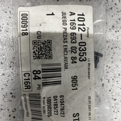 Jogo peças de retenção Mercedes A1696930284