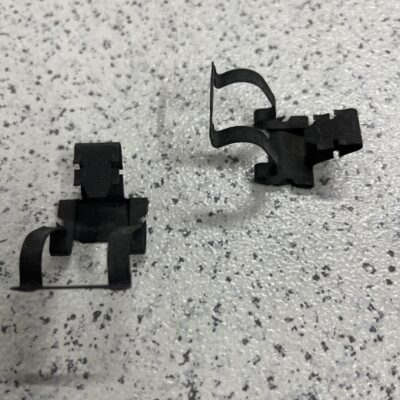 Grampo Mercedes A0089887278