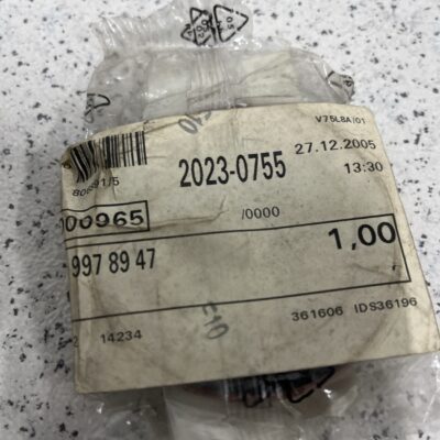 Retentor Mercedes A0109978947