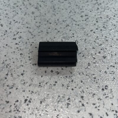 Grampo Mercedes A0009911998