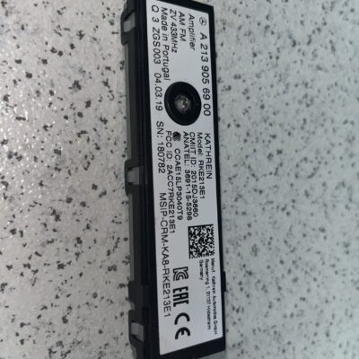 Amplificador de antena Mercedes A2139056900